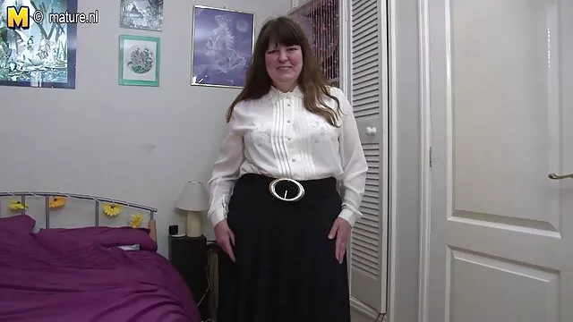 Blondynka dwóch amatorki darmo facetów jednocześnie