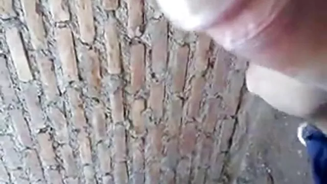 Zabawka amatorki w lozku